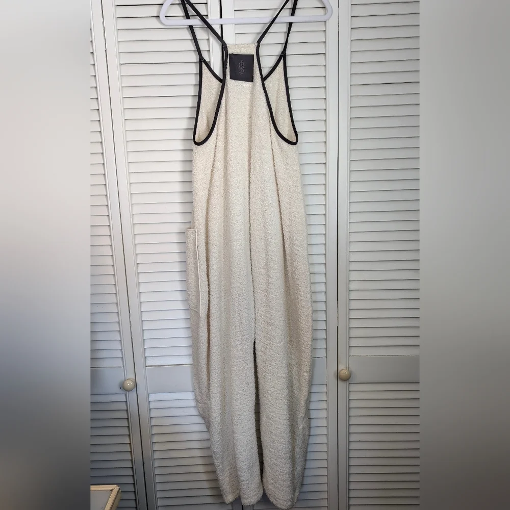 FREE PEOPLE Hot Shot Cuddle Up Fleece Onesie In White Size XS